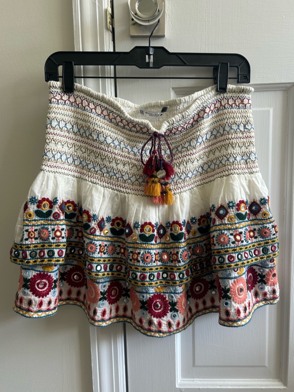 Zara Cream Embroidered Mini Skirt with Mirrored Flower Design and Tassle Tie L